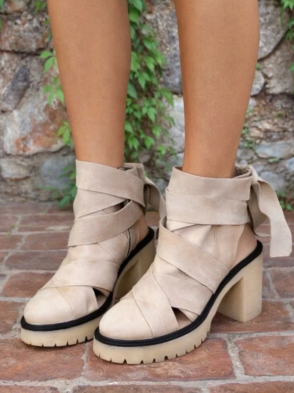 Free People Blake Platform Booties – Beige Leather – Size 39 US 9